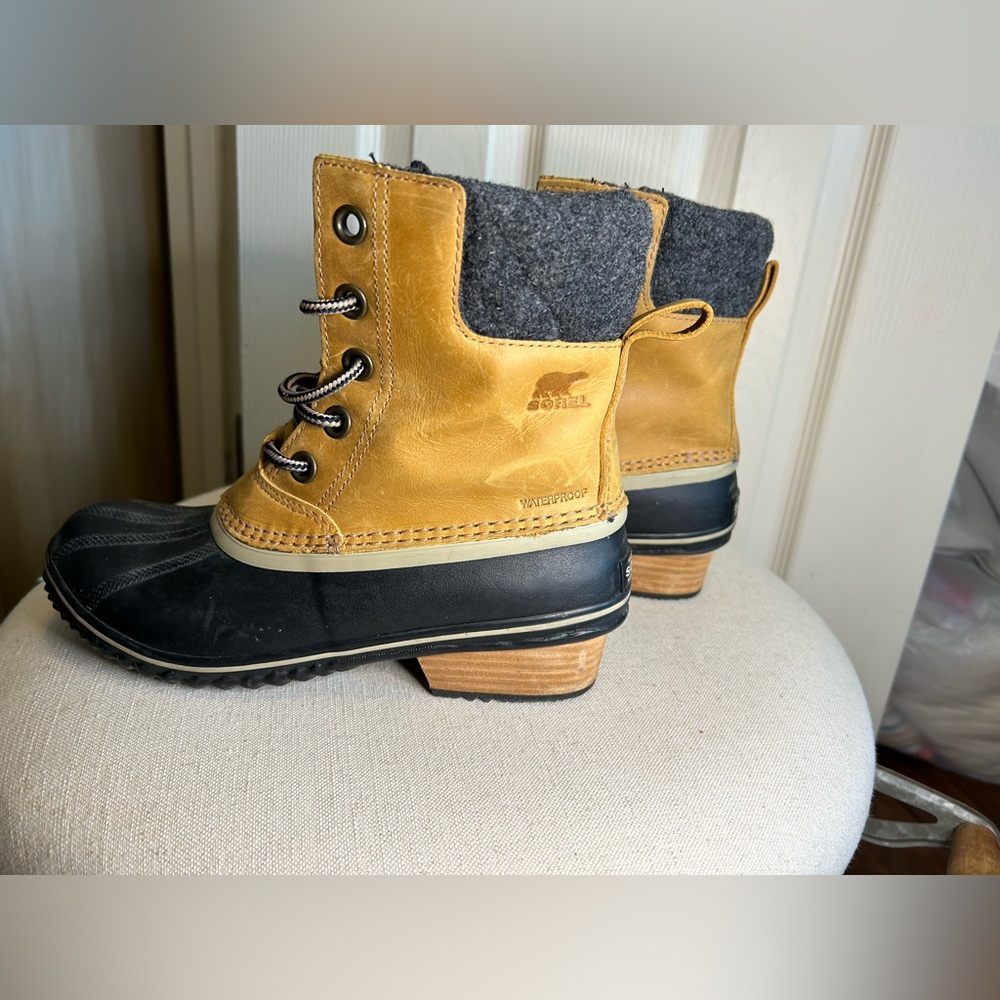 Sorel SLIMPACK II Lace Up Women's Winter Waterproof Duck Boots  ELK / BLACK